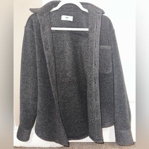 Aritzia TNA button up size 1